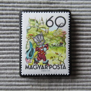 ハンガリー　童話切手ブローチ 7423の画像