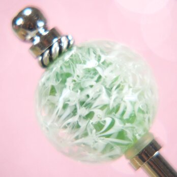 とんぼ玉のかんざし　編み目　緑の画像