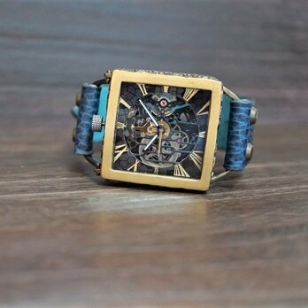 メカニックブラックスクエアAT　真鍮　ブルー 手作り腕時計の画像