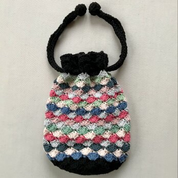 コットン糸　かぎ針編みの巾着　シェル編み　松編みの画像
