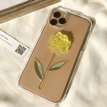 一輪の黄色いバラ　　　　　　　　クリアケース　iPhone全機種対応　の画像