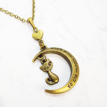 アンティークゴールド 三日月と猫の大人可愛いネックレス ゴシック ハート ムーンネックレス アジャスター付 長さ調整可