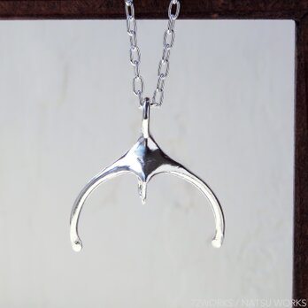 指輪をつるせるネックレス ＊ Wishbone Necklaceの画像