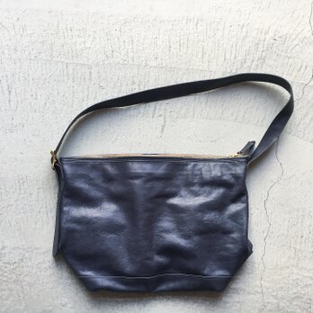 BUCKLE SHOULDERBAG NAVYの画像