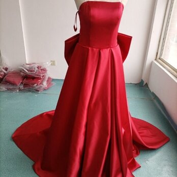 エレガント サテンのバックリボンウェディングドレス ハンドメイドドレス 二次会の画像