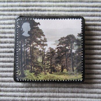 イギリス　千年紀　樹木と葉　切手ブローチ7518の画像
