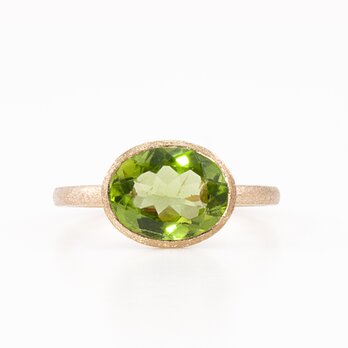 Oval facet ring / peridotの画像