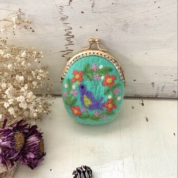 お花と小鳥の羊毛刺繍のコインケース（ペパーミント）の画像