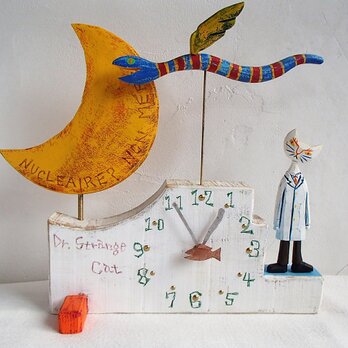 Dr.Strange Cat Clock (Moon)の画像