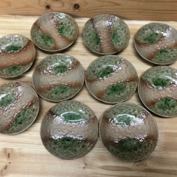 【新品】美濃焼製 焼締緑釉小皿 10枚組 1枚のサイズ/直径/約11.2cm×高さ/約2.4cmの画像
