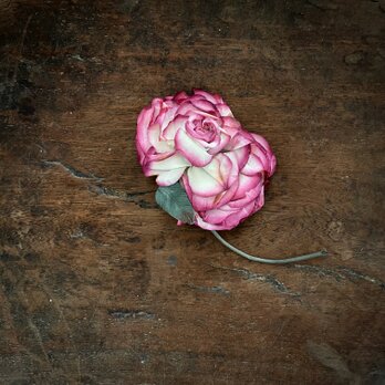 『　antique－紅薔薇　』装飾布花suMire-bouquet布花コサージュの画像