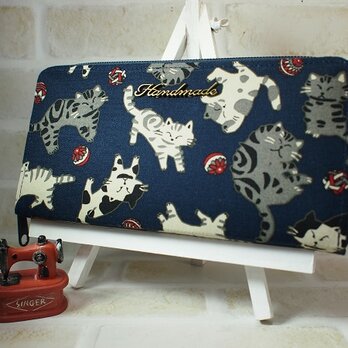 【再販】　ねこ様　猫様　和柄の長財布   No2