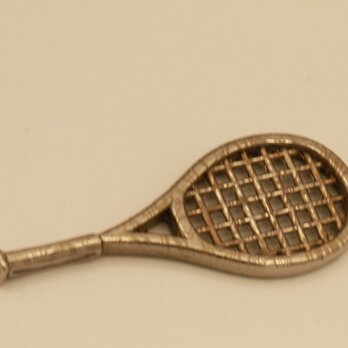 テニスラケット型アクセサリー高級希少金属コバルト製の画像