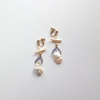 Freshwater pearl & Iolite earring(pierce)の画像