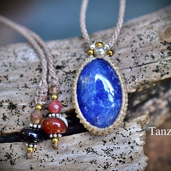 青の魅惑★35ctタンザナイト　シンプルマクラメペンダント tany002