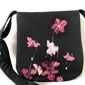 帯バッグ〜ピンク色のお花〜の画像