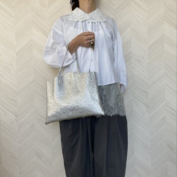 KIRAKIRA＊軽量革一枚仕立てトート＊A4サイズ収納可　フォーマル