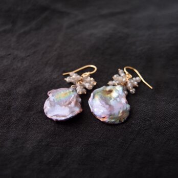 【K14gf】BIG Petal Pearl Earrings／Labradorite （ice gray）の画像