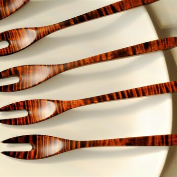 栃材縮杢の和菓子フォーク　の画像