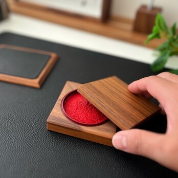 KATOMOKU 練り朱肉 50号 ウォールナット km-126WA 木製 文具の画像