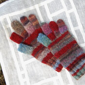 ニット手袋　赤　手編みの画像