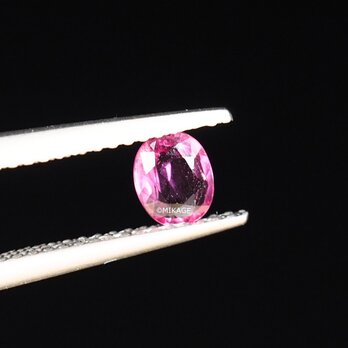 天然石ロードライトガーネットのルースストーン (Rhodolite Garnet Loose Stone)の画像