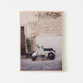 白いベスパ / イタリア スクーター モーターバイク ヨーロッパ ポスター 写真 white vespa A3〜 縦長の画像