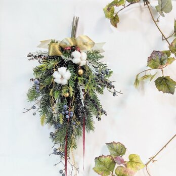 ★【数量限定販売】クリスマス スワッグ ブルーベリー ＆ ワタの実 ax607 アーティフィシャルフラワーの画像