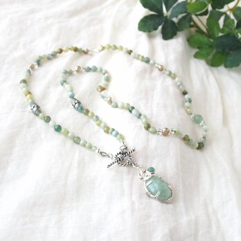 Pale Green Necklaceの画像