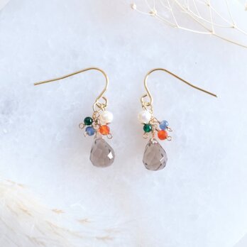 smoky quartz earring１：スモーキークォーツ×サファイア×淡水パール×カーネリアン　天然石の画像