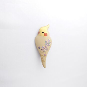 見返りオカメインコ(金少なめ)桜螺鈿 漆ブローチの画像