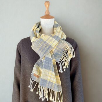 やさしい肌触りのシルクウールとキャッシュウールの手織りイエローストール