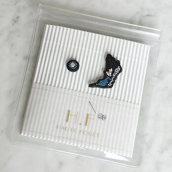 『地図モチーフのアクセサリー/ピアス』Osakaの画像