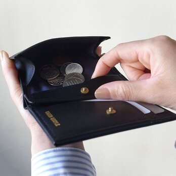 '上質イタリアンレザー'「小銭が取り出しやすい！」軽量コンパクト財布 - Short Wallet - ブラック -の画像