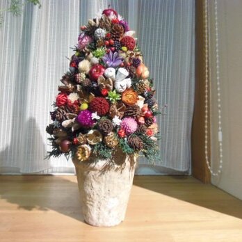 オーダー木の実と小花のクリスマスツリーIIの画像