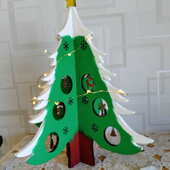 クリスマスツリー（木製）の画像