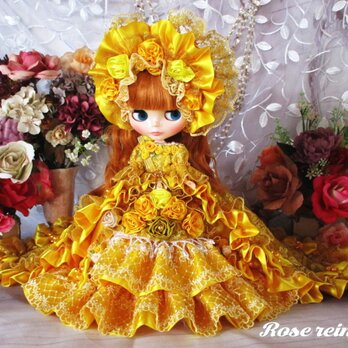 アンネローゼ王妃 咲き誇るイエローゴールドの輝き 魅惑のボンネットロングトレーンドールドレス 豪華4点セットの画像