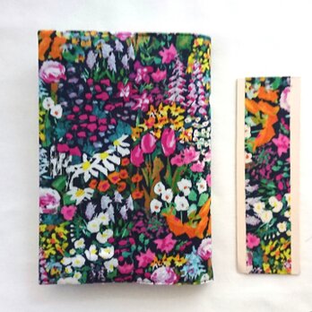 リバティプリント 文庫用(Small Painter's Medow A)