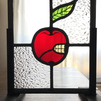かじりりんごのステンドグラス