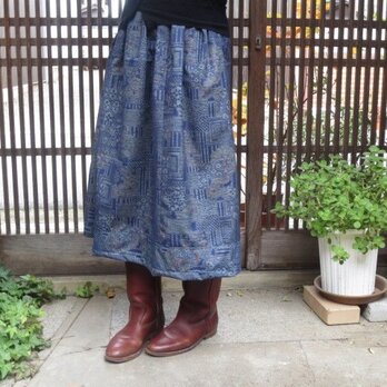 着物リメイク☆ボリューム感のある織りの紬でスカート74cm丈の画像