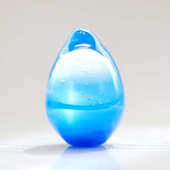 ガラスの雫の小さなオブジェ 「Grand Blue」の画像