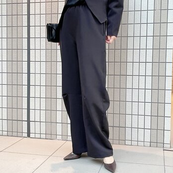 【新作】フォーマルウェア 卒業・入学式 スーツ ウエスト総ゴムのワイドフィットカーブパンツ22003ブラックの画像