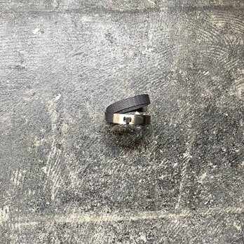 オイルレザーリザード型押しブレスレット（ダークグレー×金具マットシルバー）