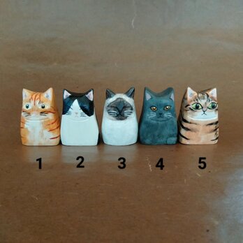 彩色木彫刻置物　猫　小◆桐①