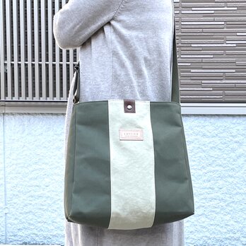 Michi  bag ＊ショルダーバッグ＊スクエア〈オリーブ〉の画像