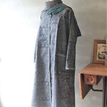 大島紬　十字とエ霞のコートワンピース　着物リメイクの画像