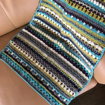 スパイシーブランケット　ウール　かぎ針編みのミニブランケット（マルチカバー、膝掛け）の画像