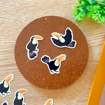オオハシのフレークシール〈24枚入〉手帳デコ コラージュ素材 ラッピング 動物 鳥 グッズ かわいい 文房具 雑貨の画像