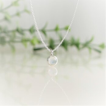 【純銀】レインボームーンストーンのネックレスの画像