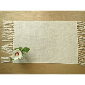 １）手織り　白い麻のテーブルセンター　ランチョンマットの画像